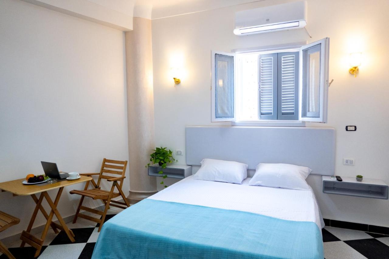 دهب White Flat Studios المظهر الخارجي الصورة