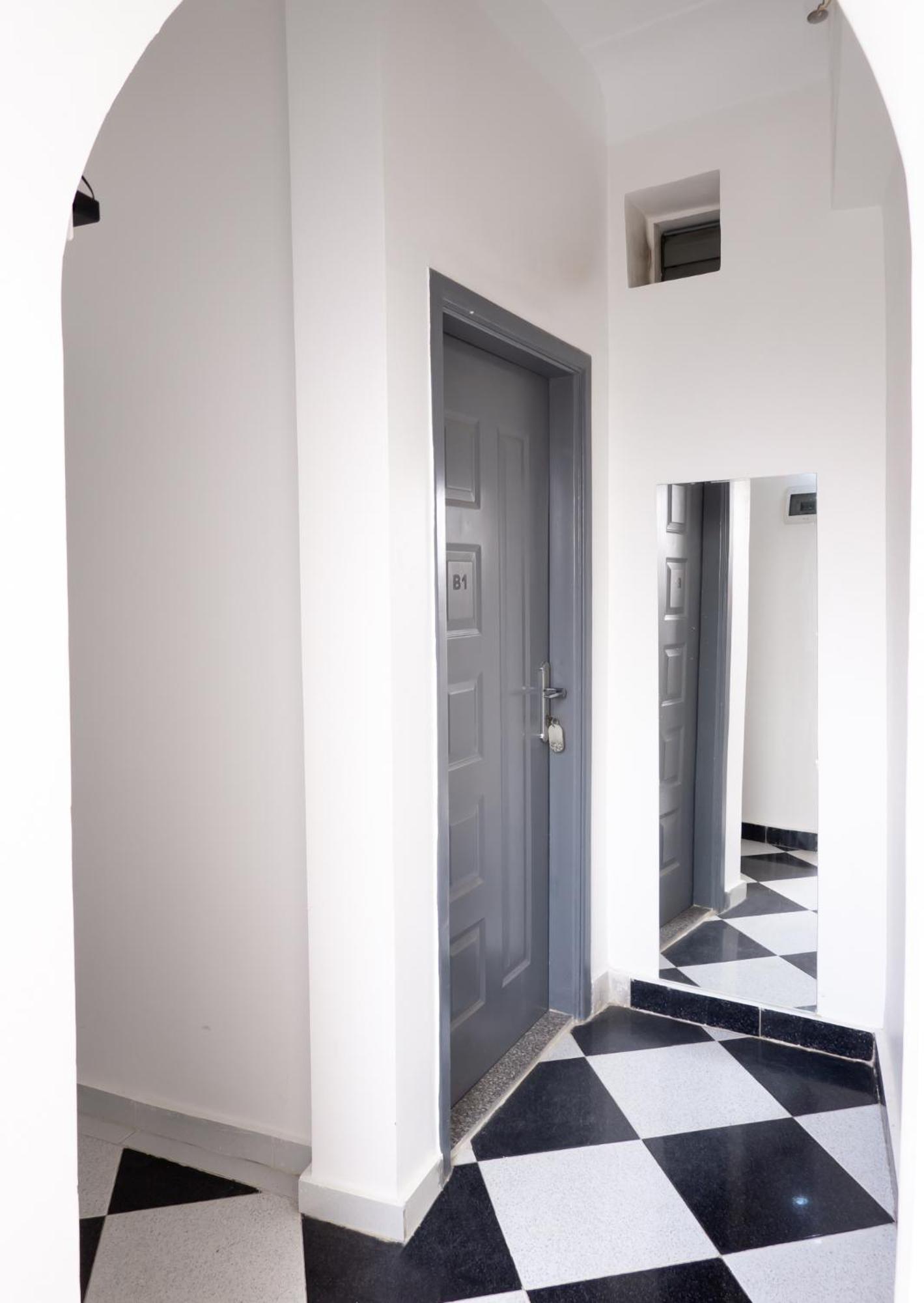 دهب White Flat Studios المظهر الخارجي الصورة